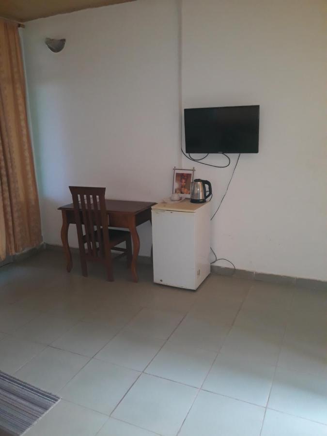Abuesi Beach Resort Sekondi-Takoradi Екстер'єр фото