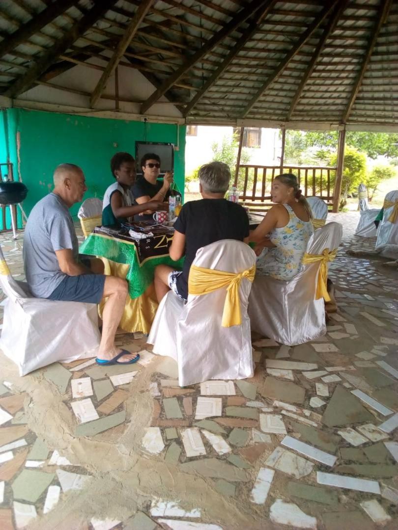 Abuesi Beach Resort Sekondi-Takoradi Екстер'єр фото